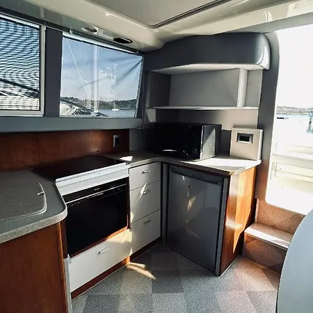 Ботель Dream Night Boats Пореч