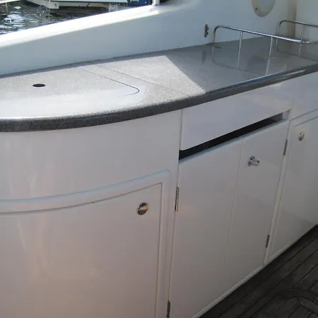 Dream Night Boats Ботель